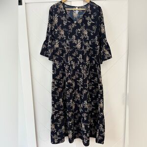 NWT Amazon  Bohemian maxi dress in Navy Floral Flowy Spring brunch outfit